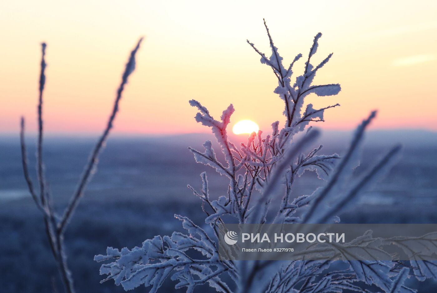 Первый рассвет после полярной ночи в Мурманске