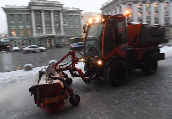 Снег в Москве