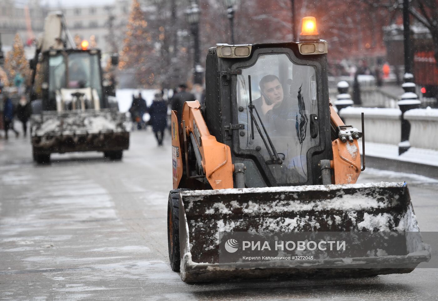 Снег в Москве