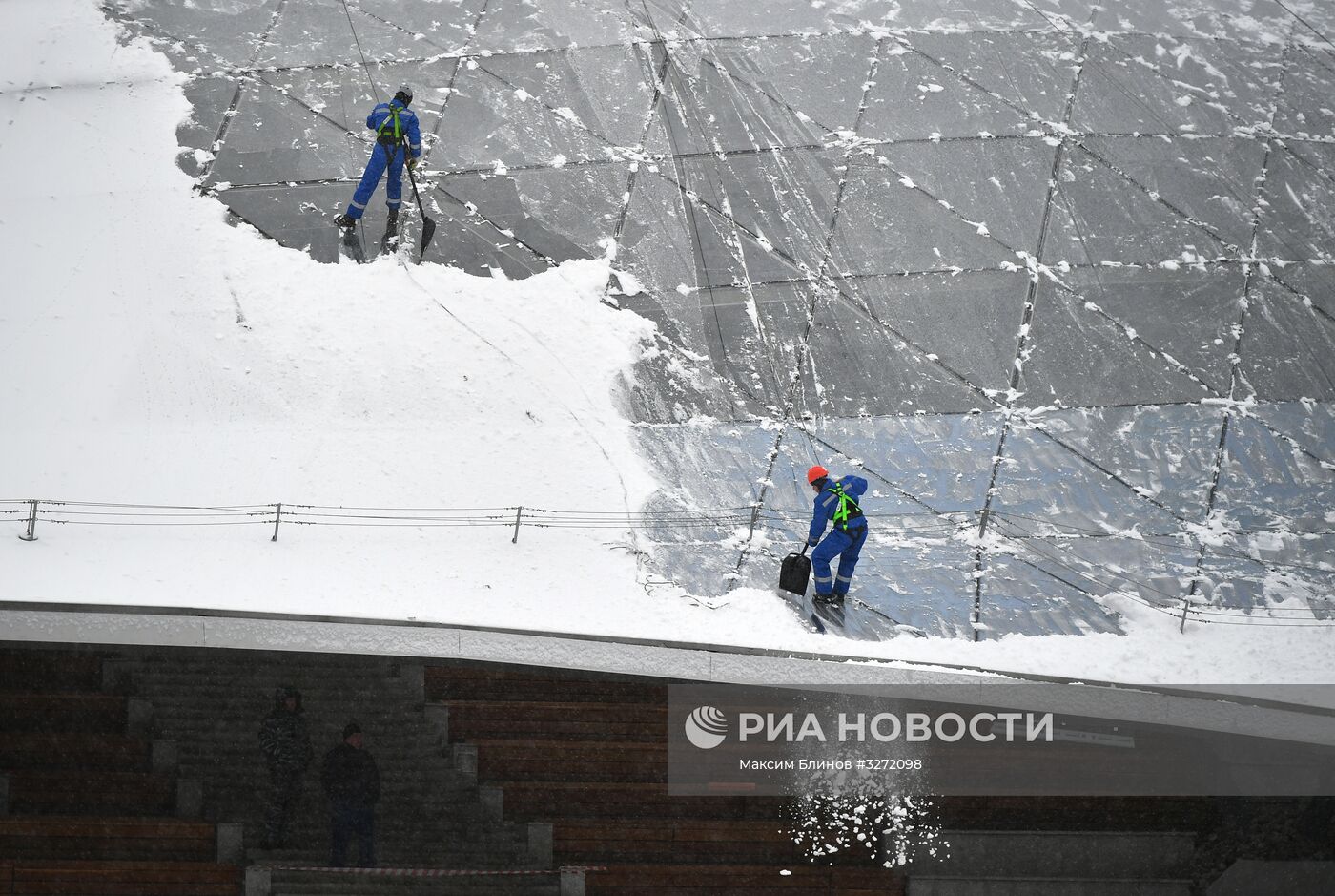 Снег в Москве