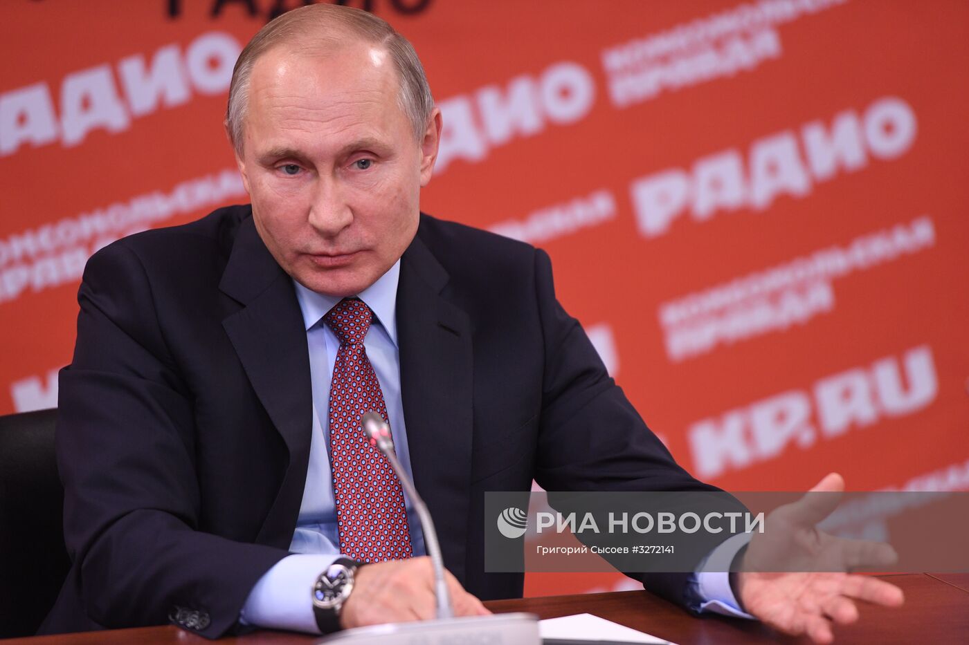 Президент РФ В. Путин встретился с представителями российских печатных СМИ и информагентств