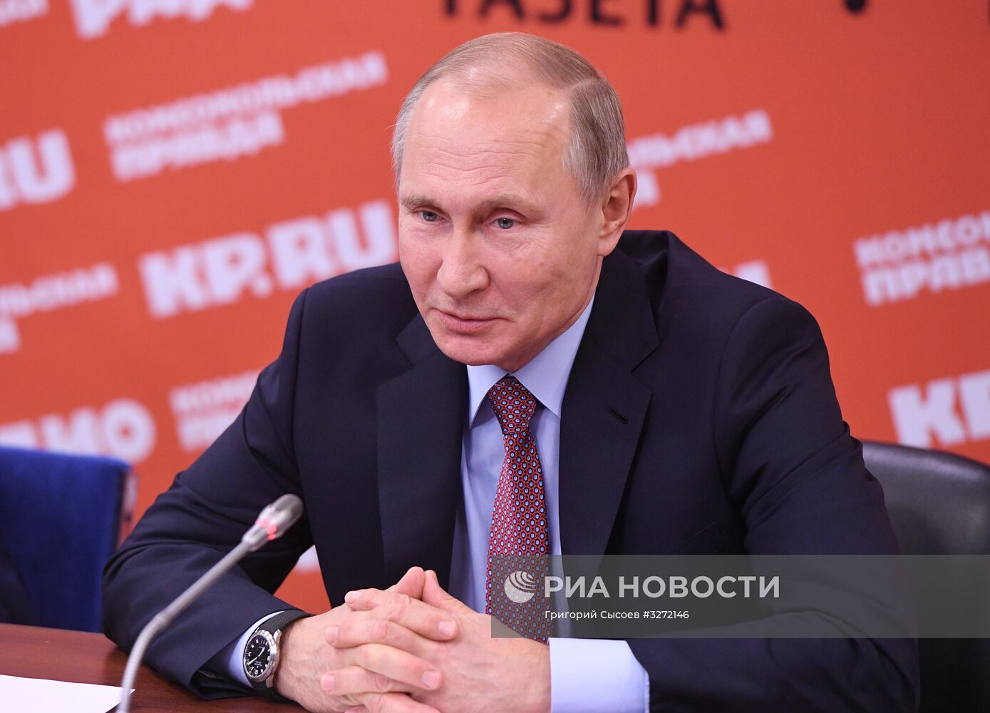 Президент РФ В. Путин встретился с представителями российских печатных СМИ и информагентств