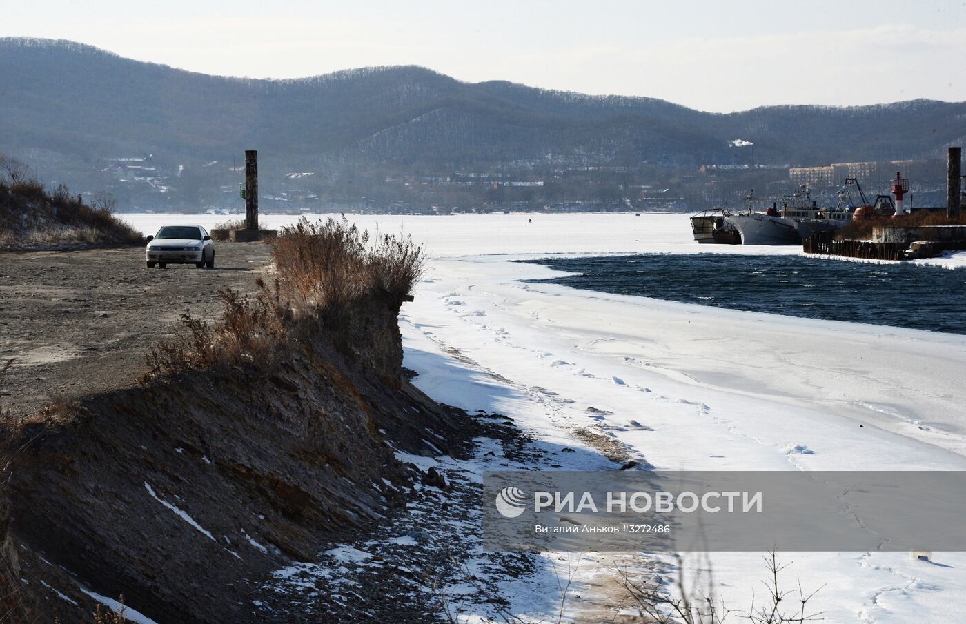 Зима на острове Русский