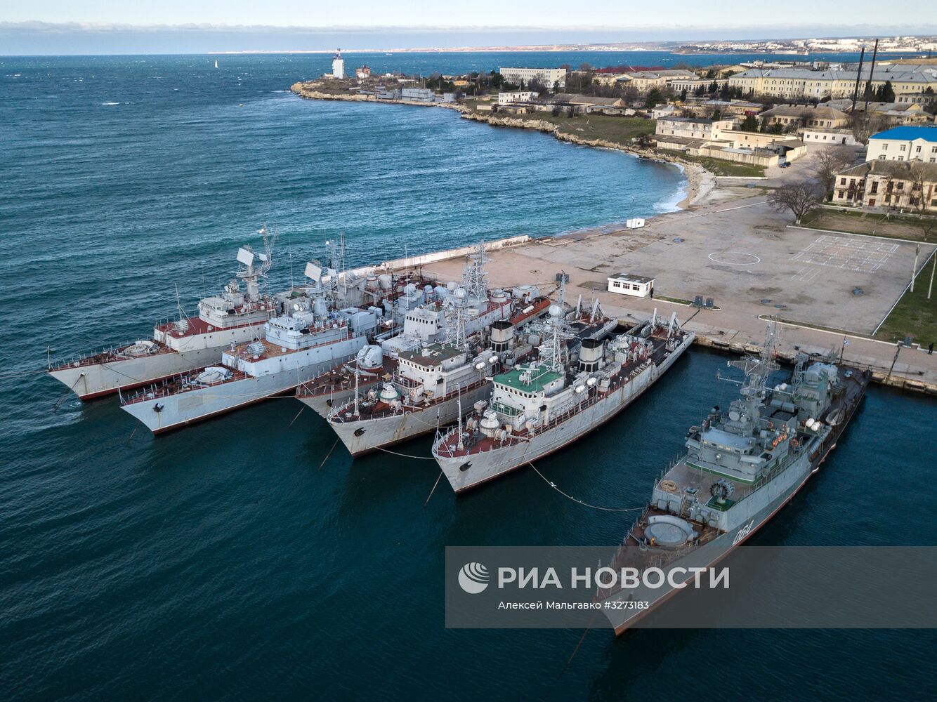 Военные корабли, принадлежащие Украине, в Крыму