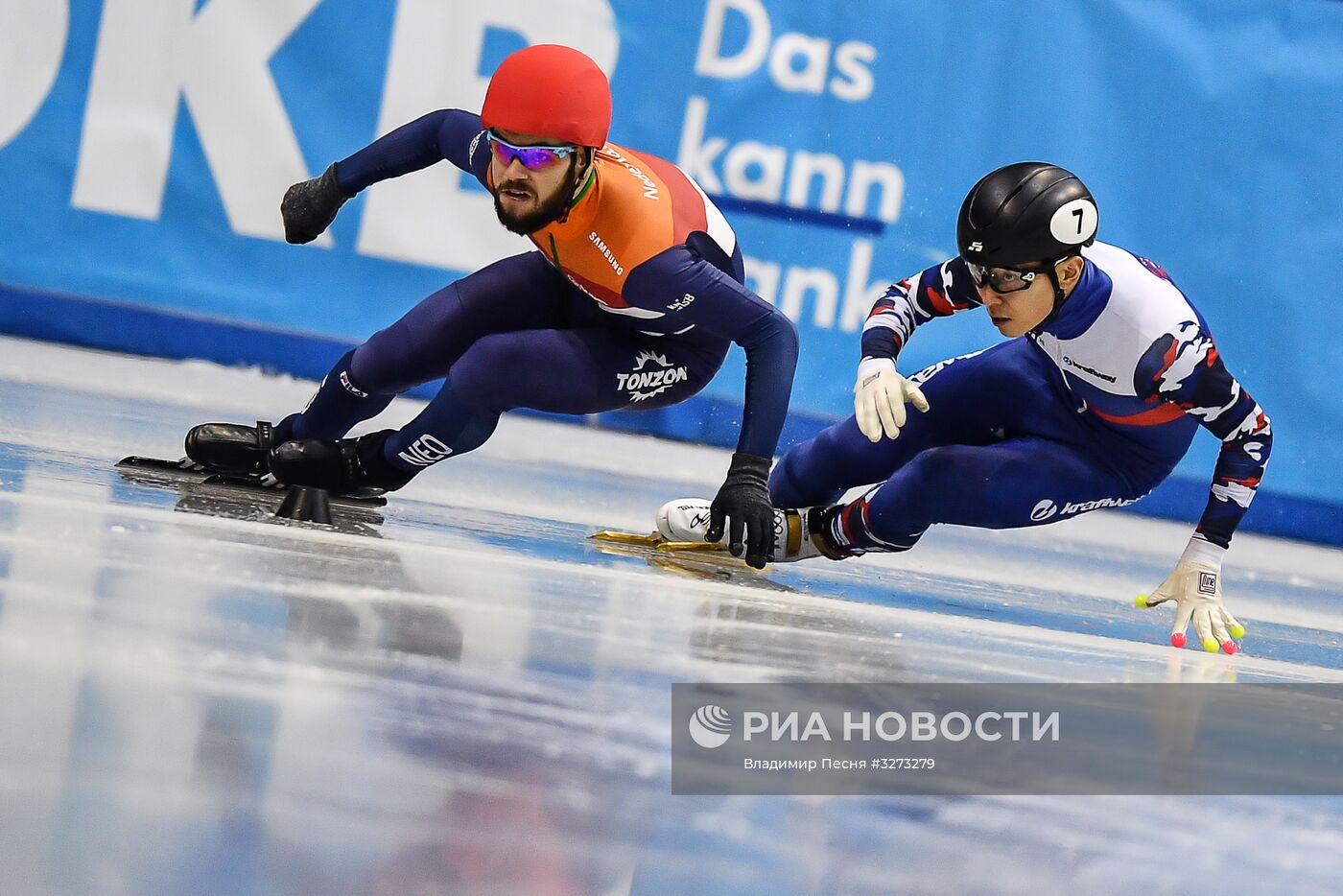 Шорт-трек. Чемпионат Европы. Первый день