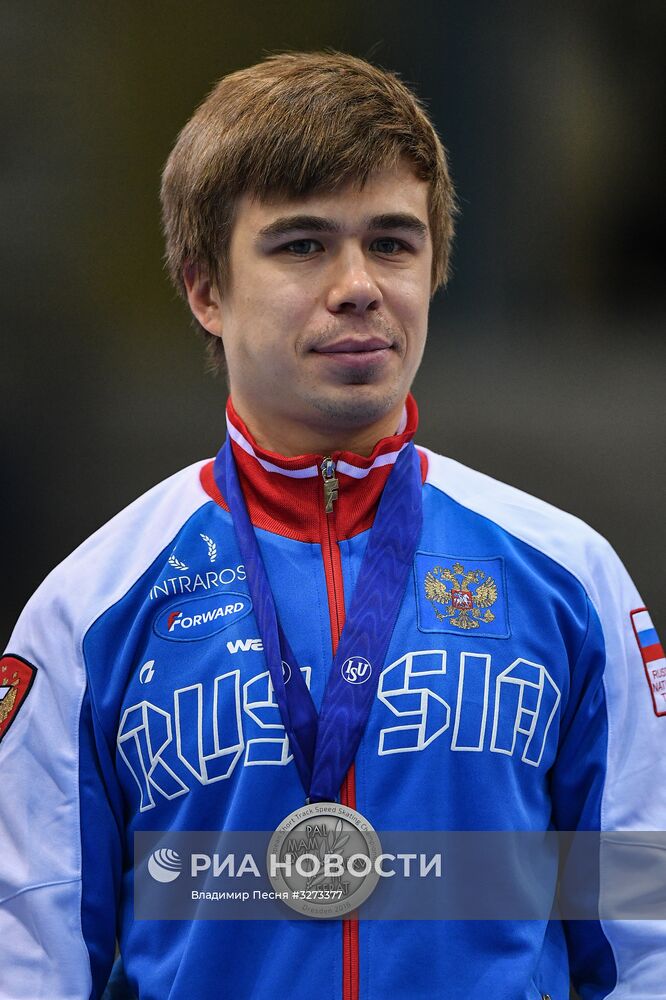 Шорт-трек. Чемпионат Европы. Первый день