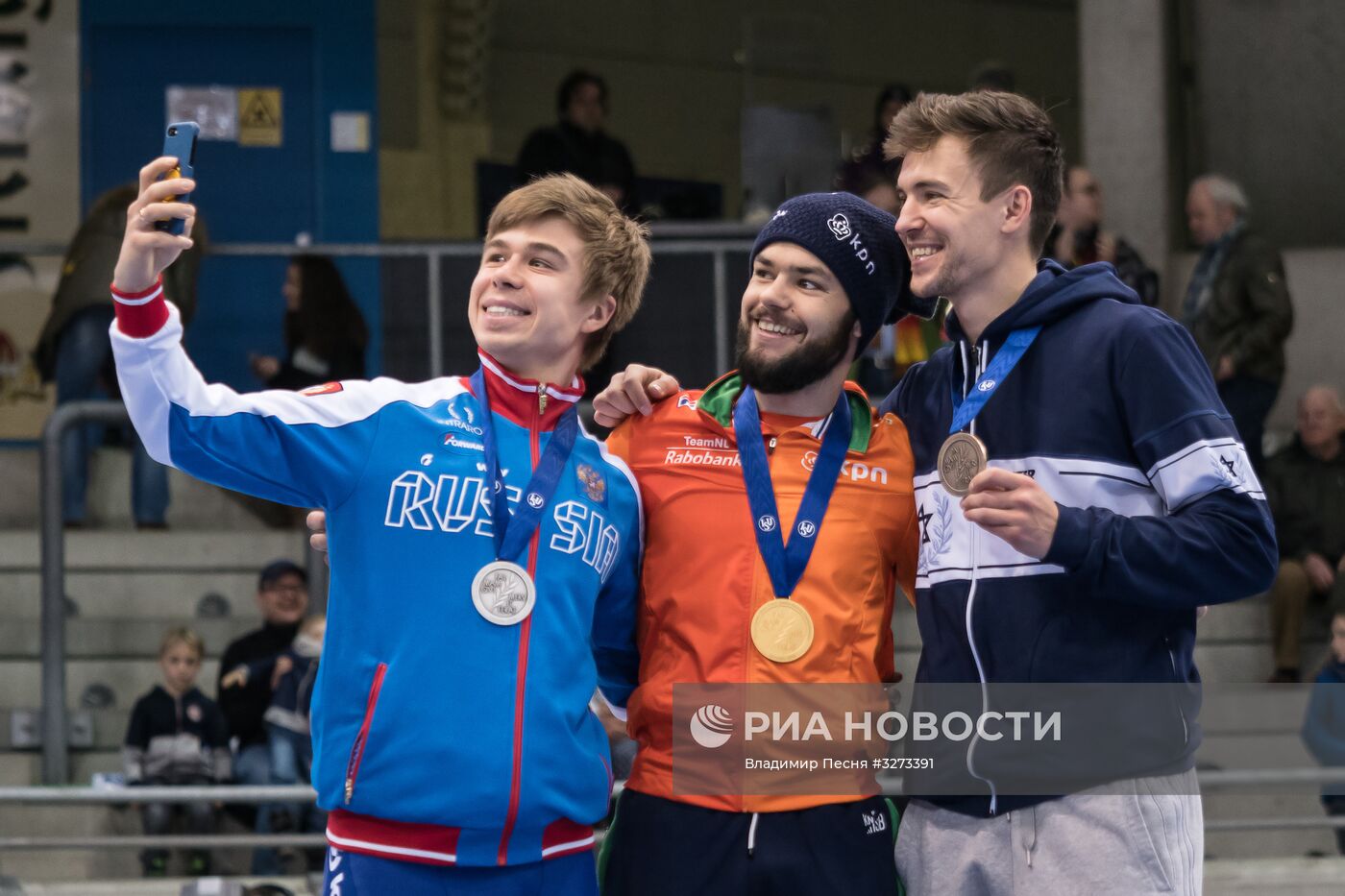 Шорт-трек. Чемпионат Европы. Первый день