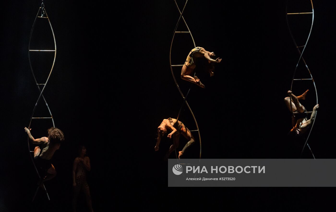 Шоу Даниэля Финци Паски "La Verita" в Санкт-Петербурге
