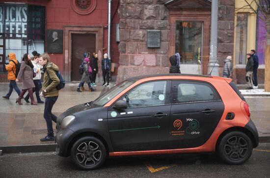 Автомобили каршеринга в Москве