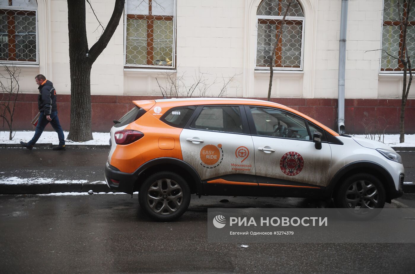 Автомобили каршеринга в Москве