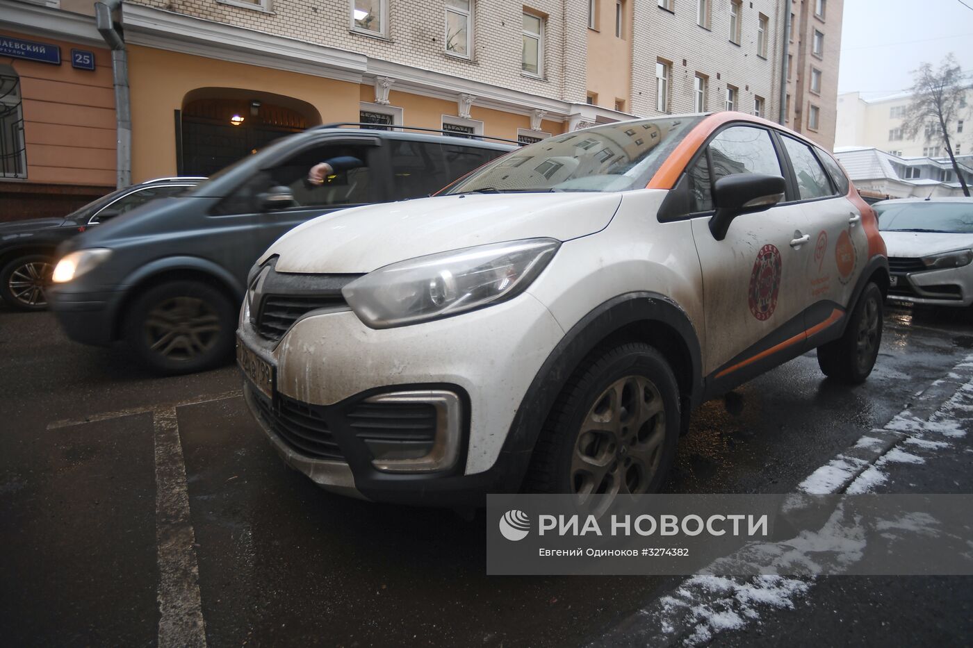 Автомобили каршеринга в Москве