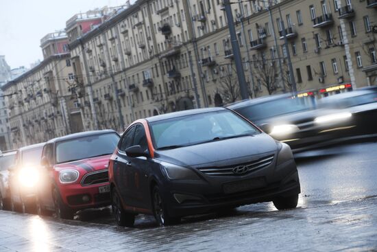 Автомобили каршеринга в Москве