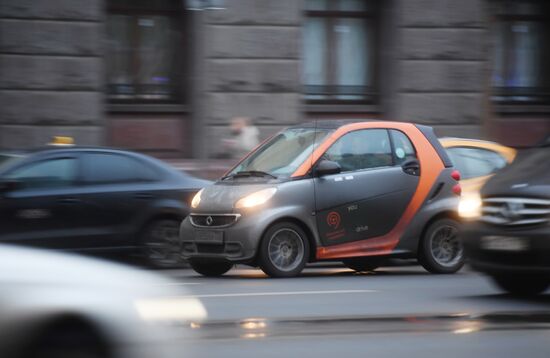 Автомобили каршеринга в Москве