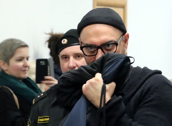 Рассмотрение ходатайства о продлении домашнего ареста К. Серебренникову