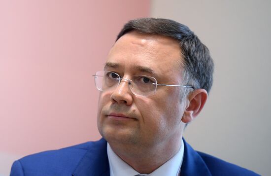 IX Гайдаровский форум. День третий