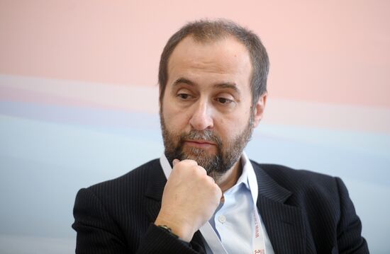 IX Гайдаровский форум. День третий