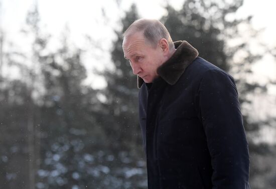 Рабочая поездка президента РФ В.Путина в Северо-Западный федеральный округ