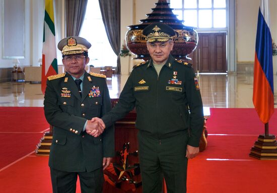 Официальный визит министра обороны РФ С. Шойгу в Мьянму