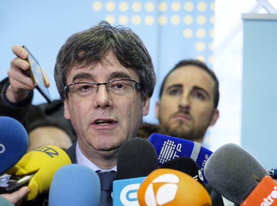 Встреча К. Пучдемона со спикером парламента Каталонии Р. Торреном в Брюсселе