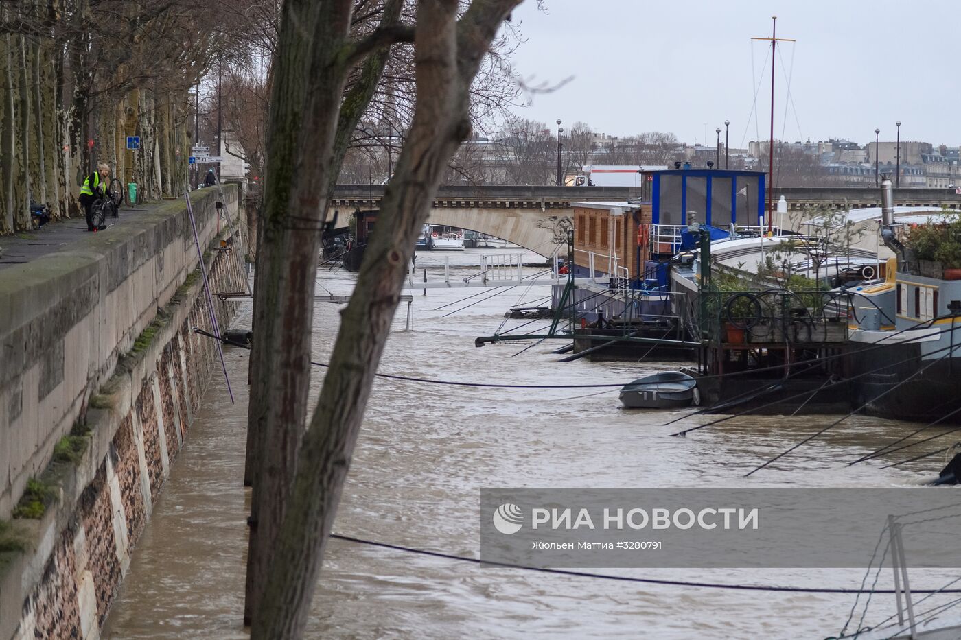 Наводнение в Париже