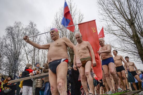 Заплыв, посвященный годовщине снятия блокады Ленинграда