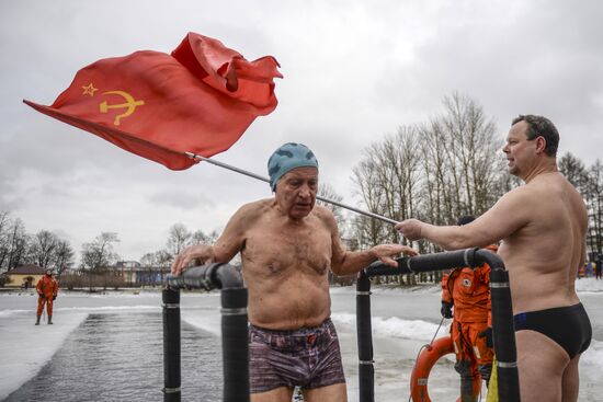 Заплыв, посвященный годовщине снятия блокады Ленинграда