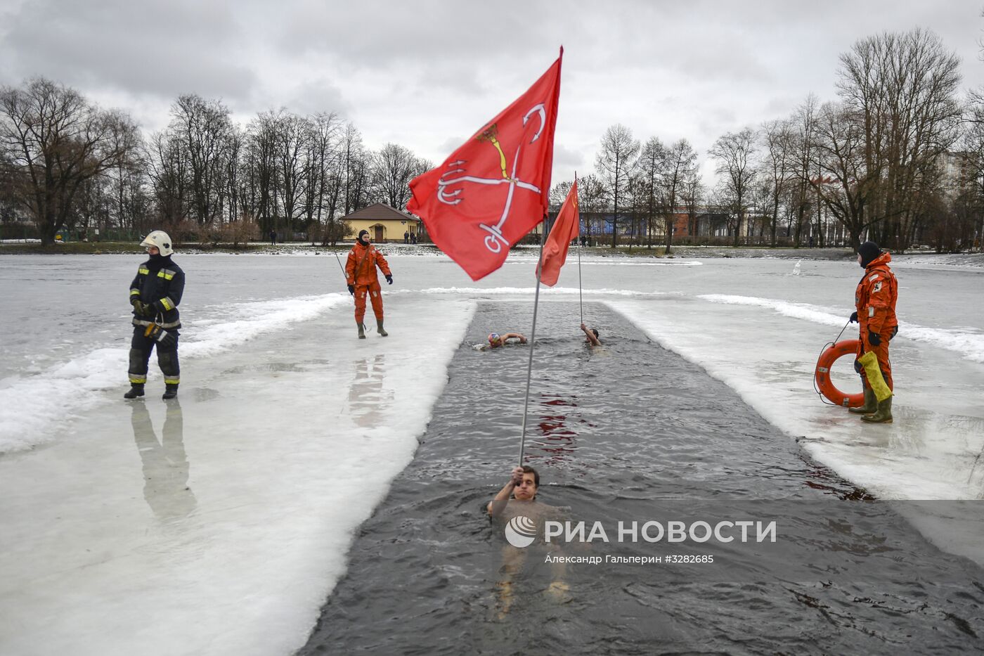 Заплыв, посвященный годовщине снятия блокады Ленинграда