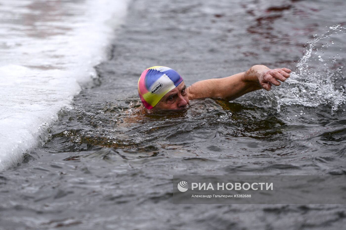 Заплыв, посвященный годовщине снятия блокады Ленинграда