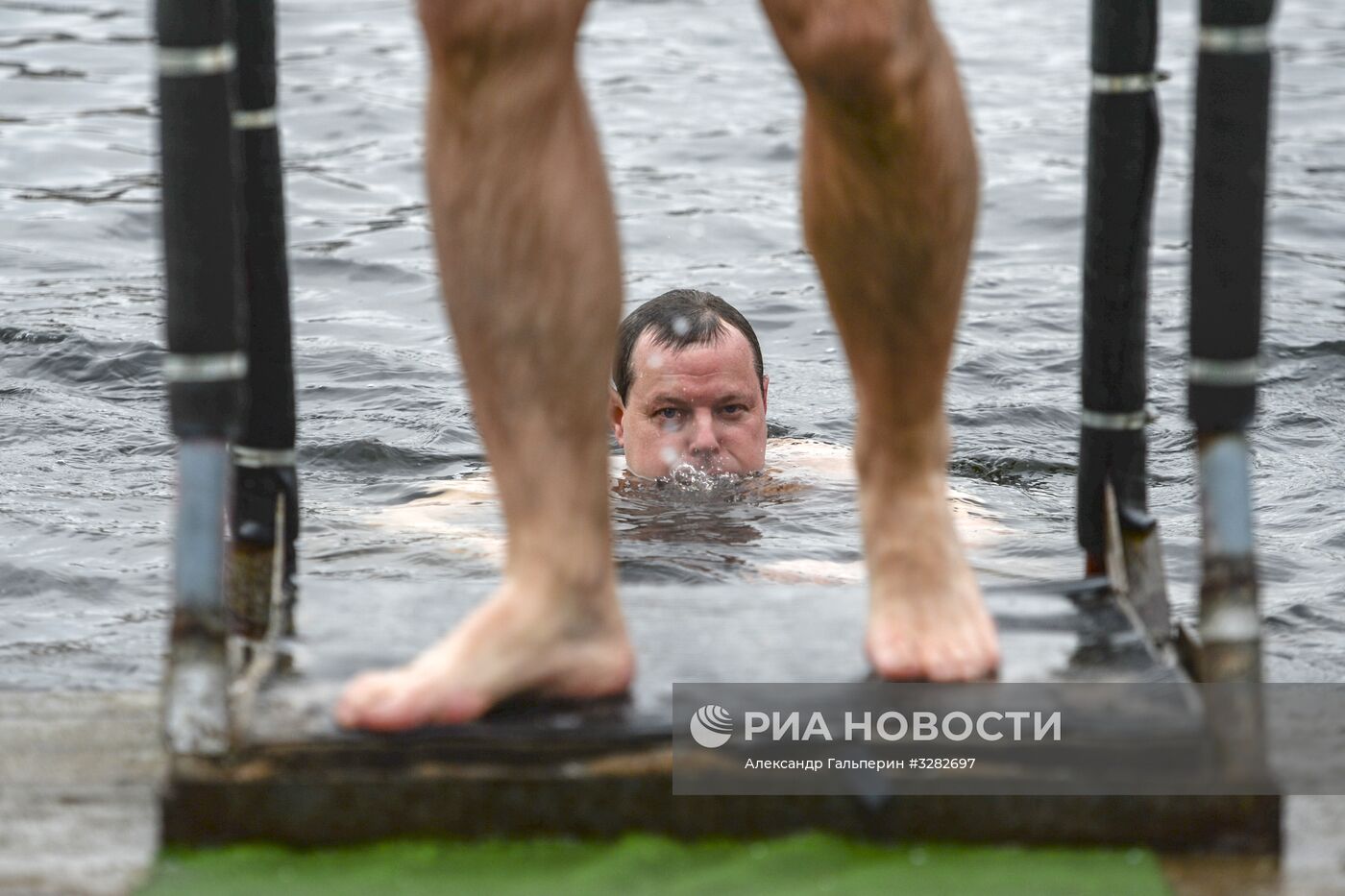 Заплыв, посвященный годовщине снятия блокады Ленинграда