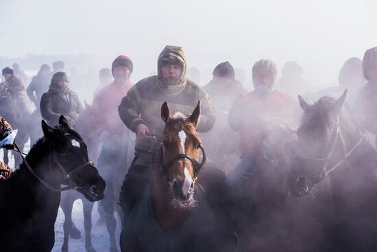 Конно-спортивная игра аламан улак в Киргизии