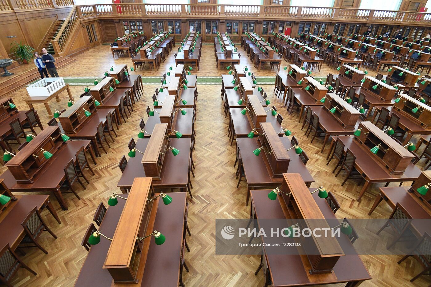 Подготовка к открытию читального зала N 3 РГБ после реставрации