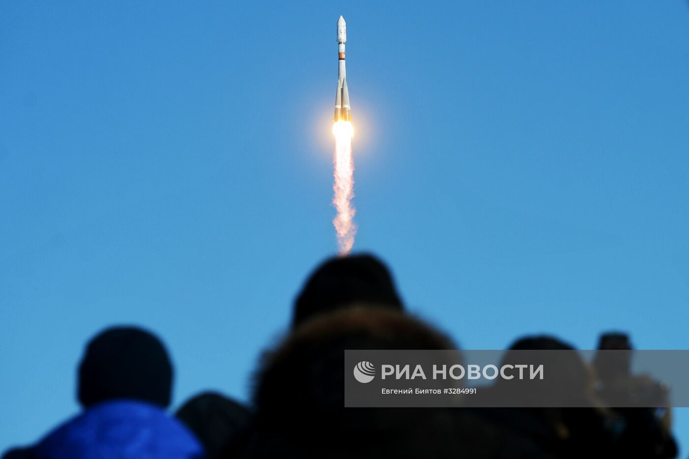 Запуск ракеты "Союз-2.1а" с космодрома Восточный