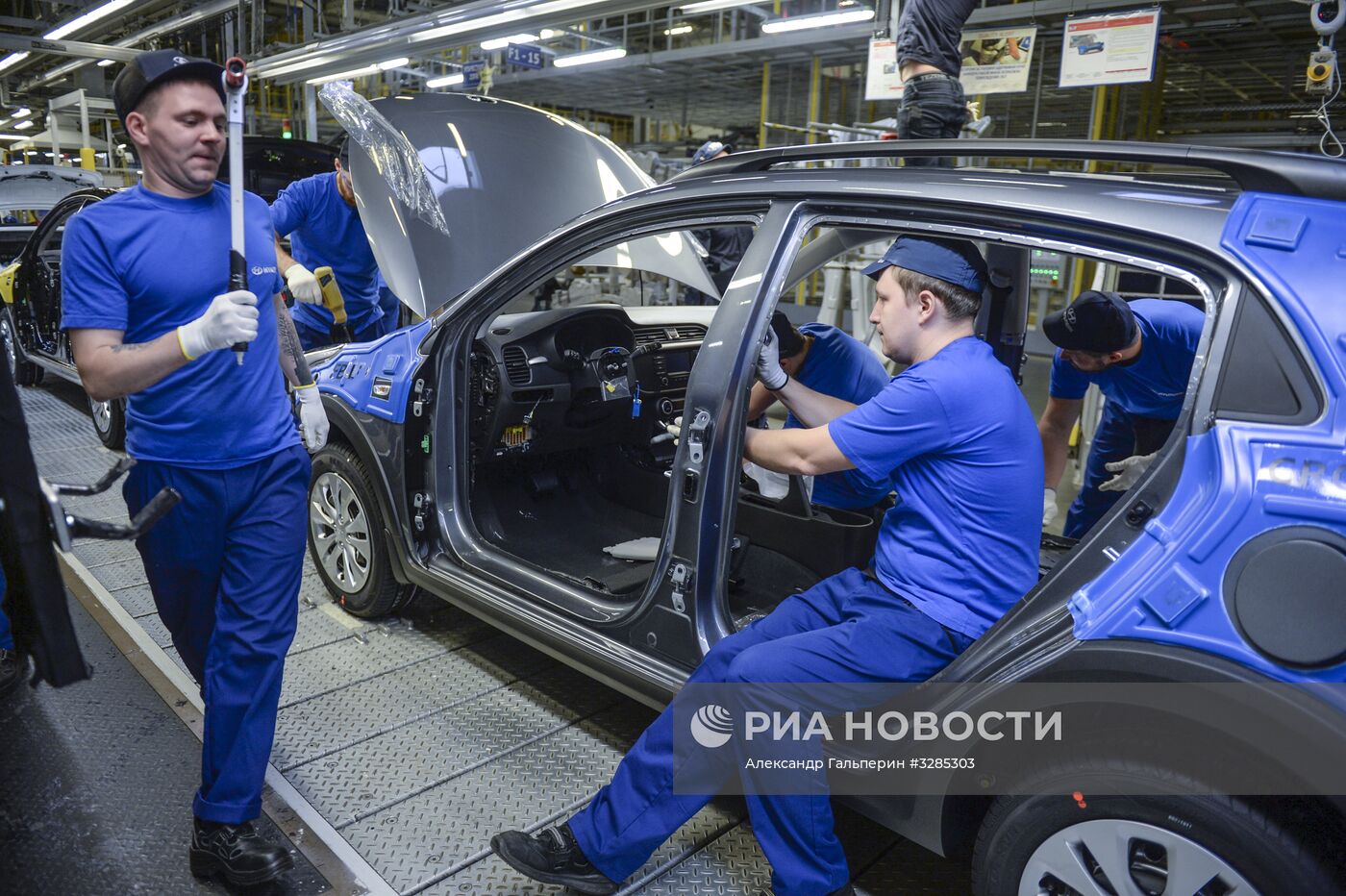 Церемония выпуска 1,5 млн. автомобиля на заводе компании Hyundai Motor в Санкт-Петербурге