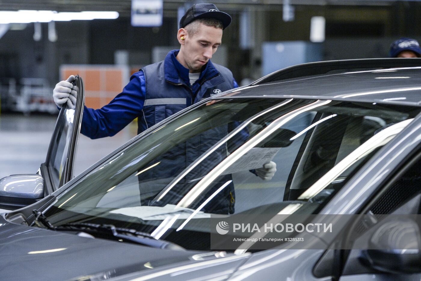 Церемония выпуска 1,5 млн. автомобиля на заводе компании Hyundai Motor в Санкт-Петербурге