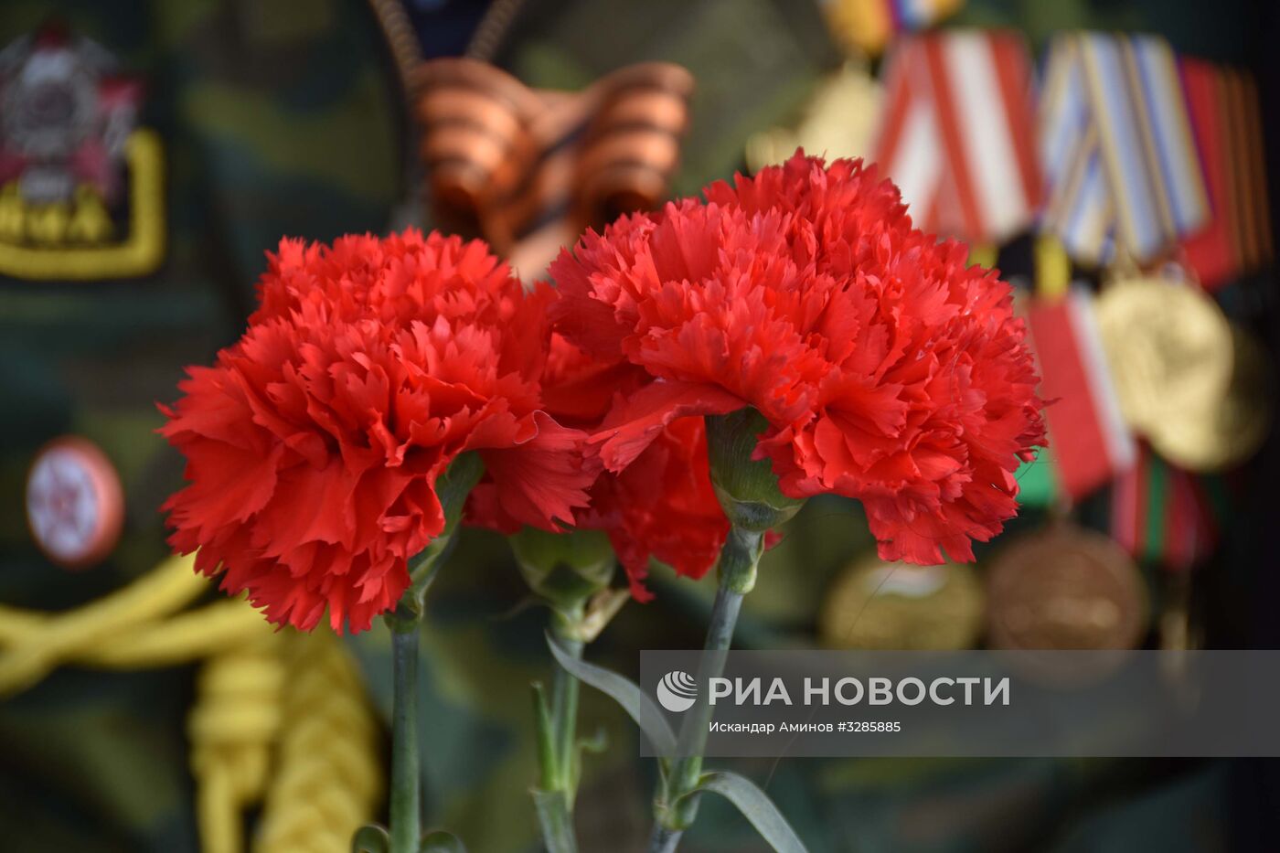 Торжественная церемония, посвященная Сталинградской битве, в Душанбе