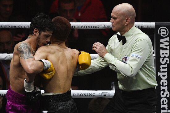 Бокс. Бой М. Гассиева и Ю. Дортикоса