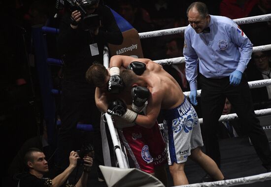 Бокс. Бой М. Гассиева и Ю. Дортикоса