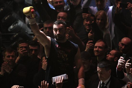 Бокс. Бой М. Гассиева и Ю. Дортикоса