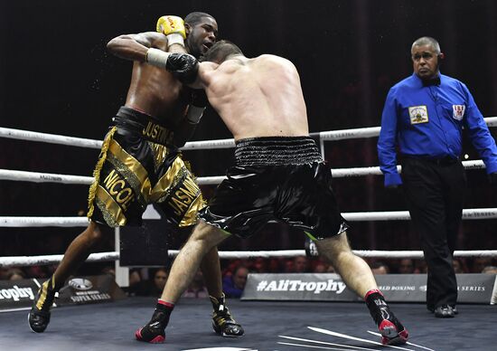 Бокс. Бой М. Гассиева и Ю. Дортикоса