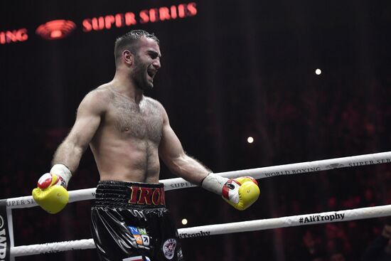 Бокс. Бой М. Гассиева и Ю. Дортикоса