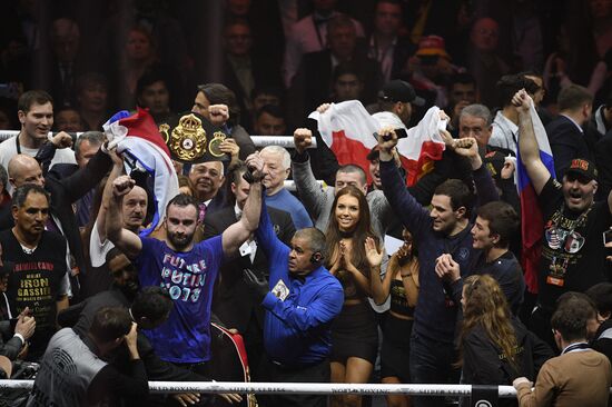 Бокс. Бой М. Гассиева и Ю. Дортикоса