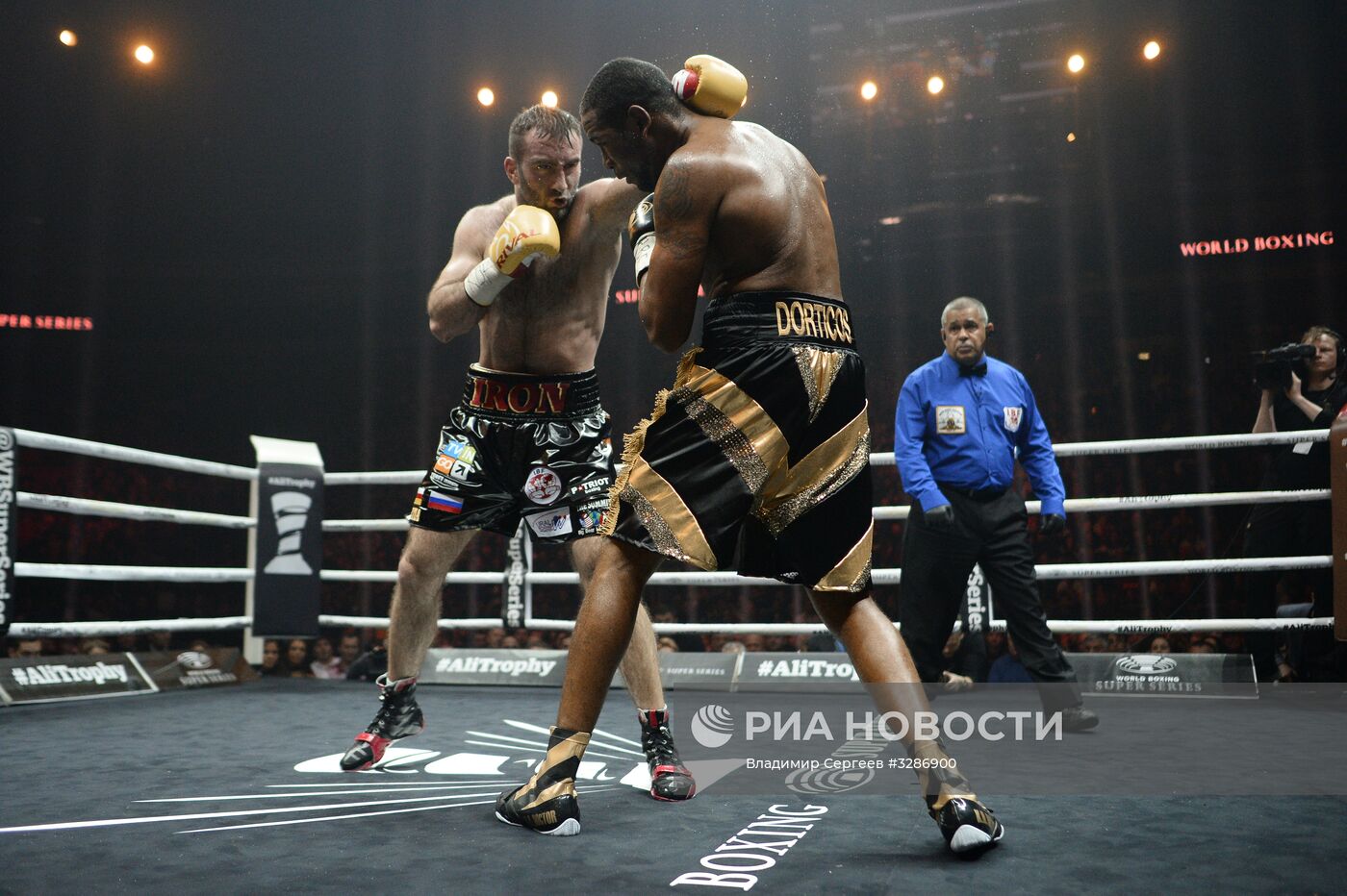 Бокс. Бой М. Гассиева и Ю. Дортикоса