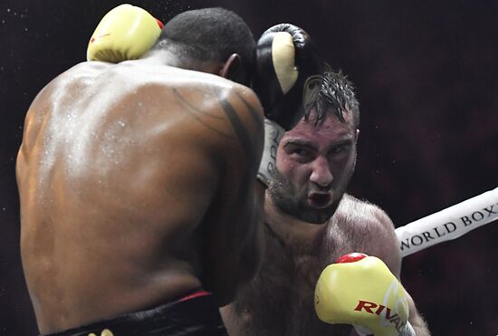 Бокс. Бой М. Гассиева и Ю. Дортикоса