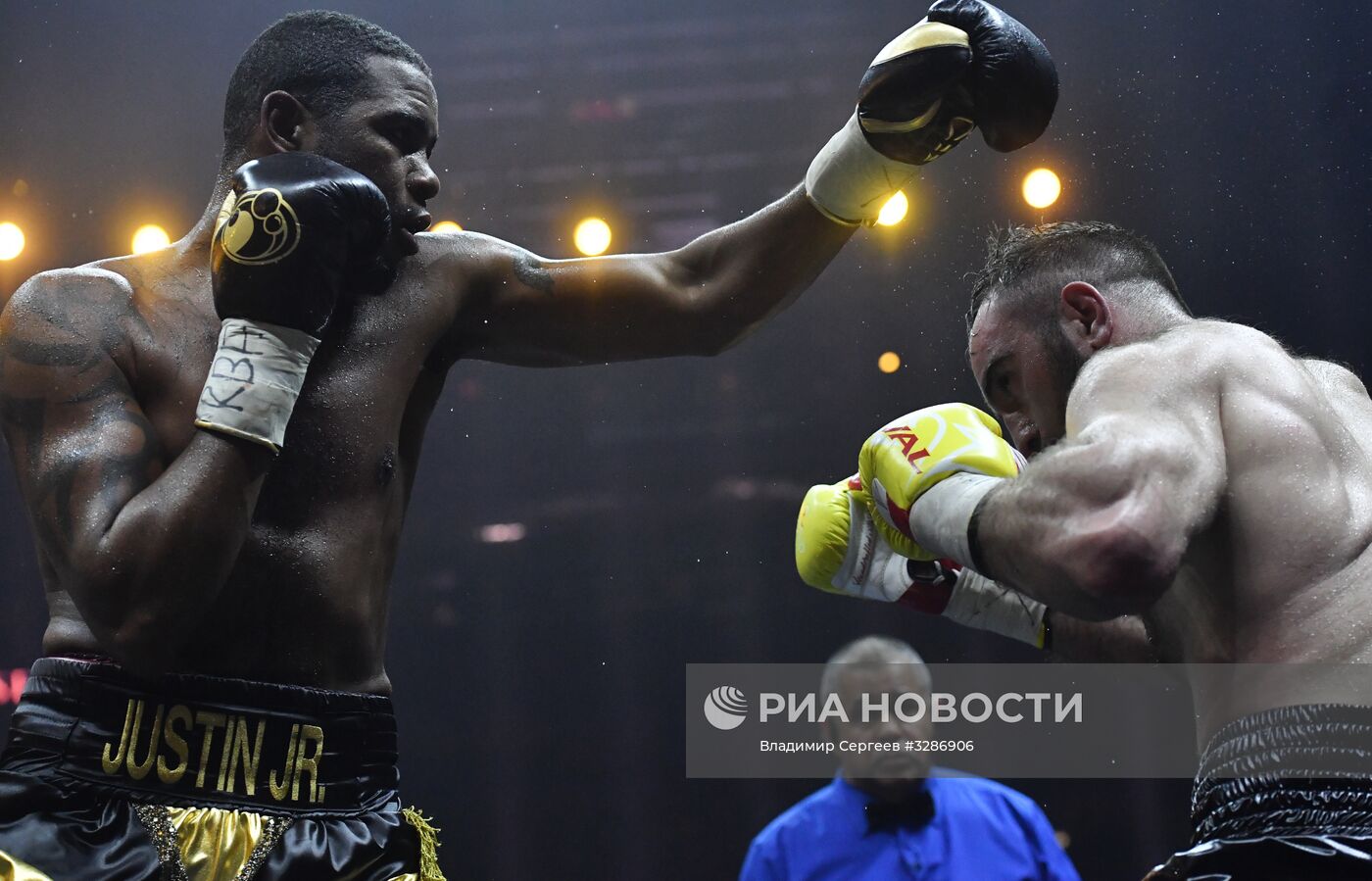 Бокс. Бой М. Гассиева и Ю. Дортикоса