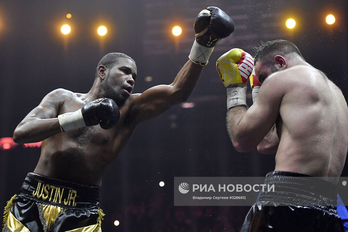 Бокс. Бой М. Гассиева и Ю. Дортикоса