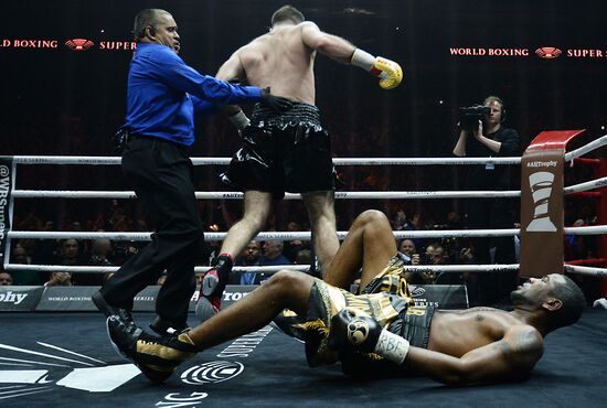 Бокс. Бой М. Гассиева и Ю. Дортикоса