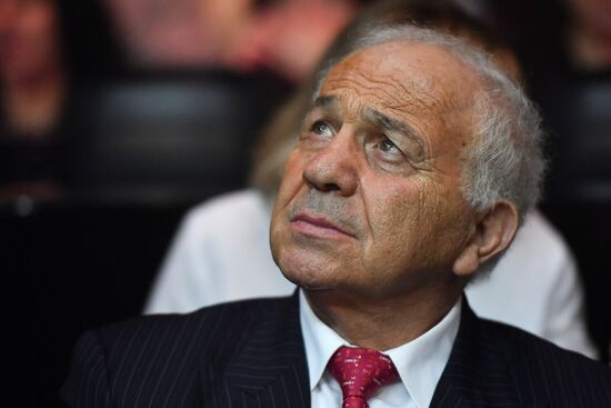 Бокс. Бой М. Гассиева и Ю. Дортикоса