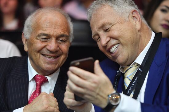 Бокс. Бой М. Гассиева и Ю. Дортикоса