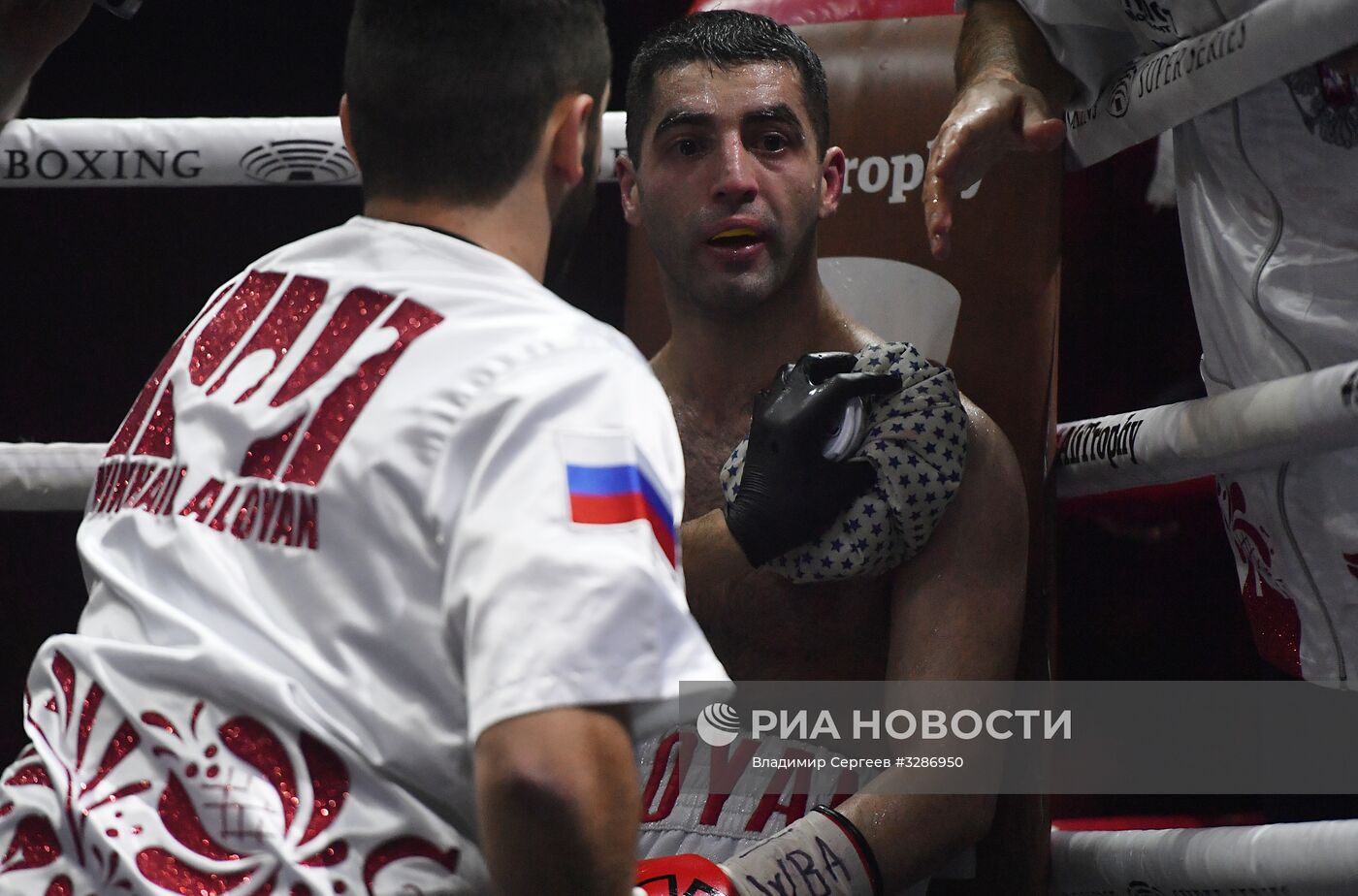 Бокс. Бой М. Гассиева и Ю. Дортикоса