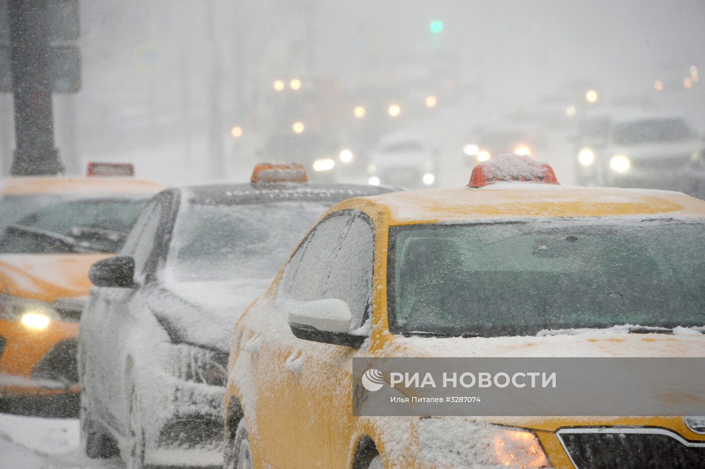 Снегопад в Москве